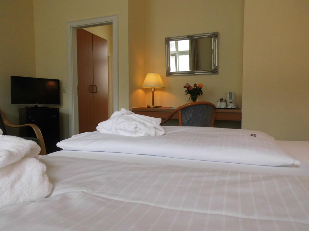 Marin Hotel Sylt Gmbh เวสเทอร์แลนด์ ภายนอก รูปภาพ